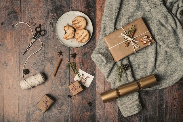 Talerz-ciastka-Boże-Narodzenie-opakowanie-ozdobne-prezent