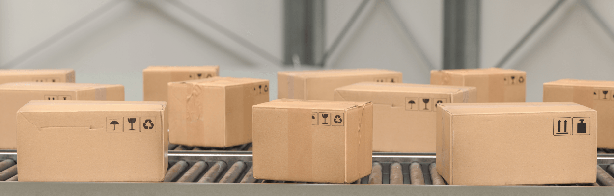 Kartony na taśmie automatycznej